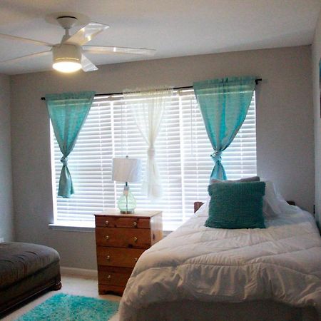 Minutes From Downtown 3Br Stylishhome-Free Parking ローリー エクステリア 写真