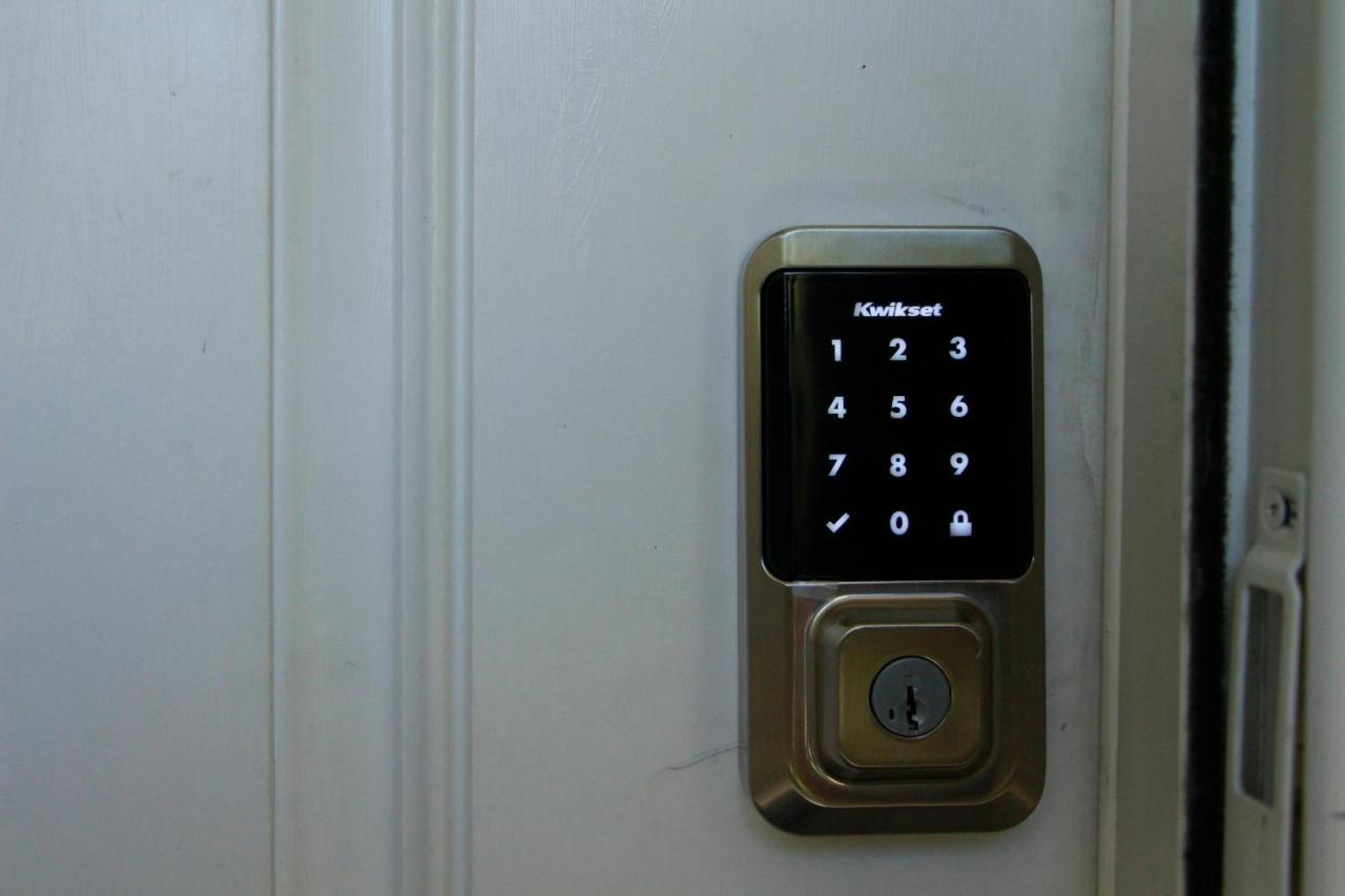 Minutes From Downtown 3Br Stylishhome-Free Parking ローリー エクステリア 写真