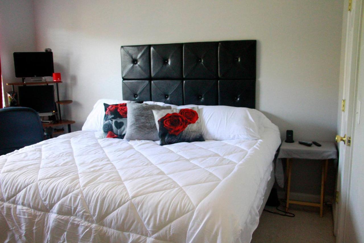 Minutes From Downtown 3Br Stylishhome-Free Parking ローリー エクステリア 写真